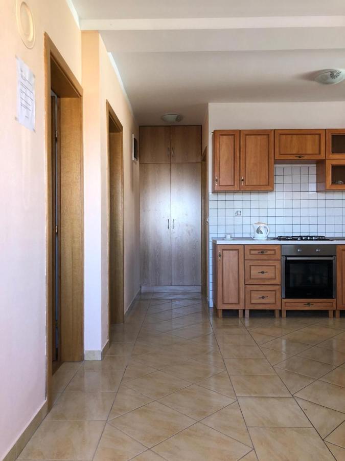 Apartment Milka Vir Buitenkant foto